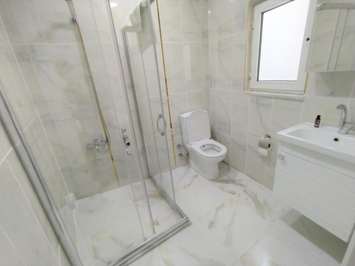 King Istanbul Hotel ภายนอก รูปภาพ